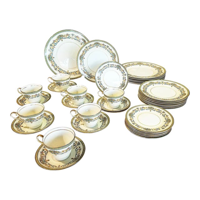 1970s English Aynsley Dinner Service Set, Henley Pattern, 38 Pieces For Sale