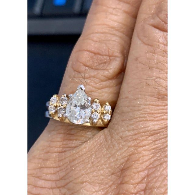 1.0 Carat Pear Shape Center Diamond Engagement 14 Karat Yellow Gold Ring For Sale In New York - Image 6 of 18