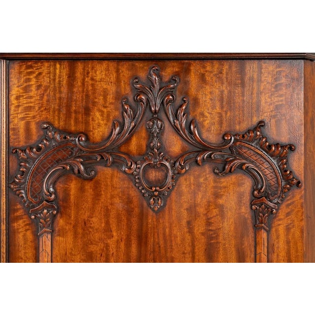 Antique Victorian Wardrobe in Mahogany, 1860 For Sale - Image 3 of 9