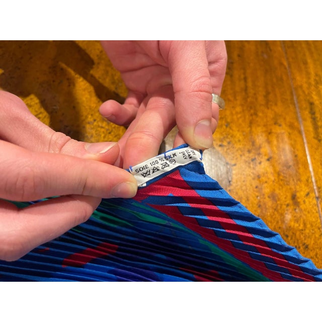 【贅沢は、内に忍ばせて】HERMES Silk'in クラシック フランス発 HERMES Silk'In Classique 長財布 Etoupe DHL発送