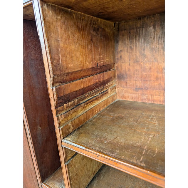Early 20th-Century Desktop Specimen & Document Cabinet With Working Key For Sale - Image 17 of 18