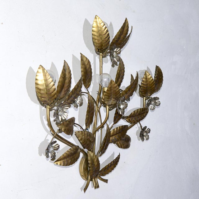 Wrought and Gilded Iron 4-Light Wall Light with Leaves and Flowers For Sale - Image 3 of 10