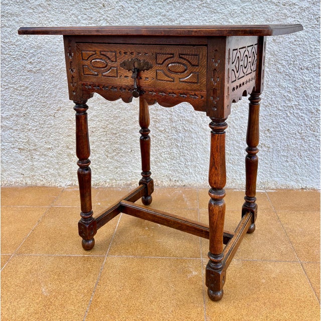 Antique Castilian Oak Side Table With One Carved Drawer, 1920s For Sale - Image 4 of 15