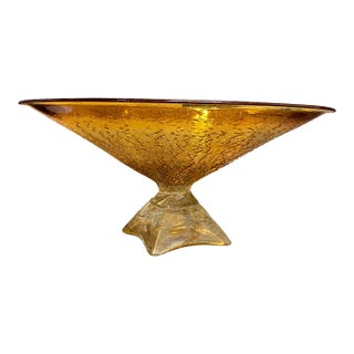Signed Willsea O’Brien Iridescent Crackle Art Glass Pedestal Bowl For Sale