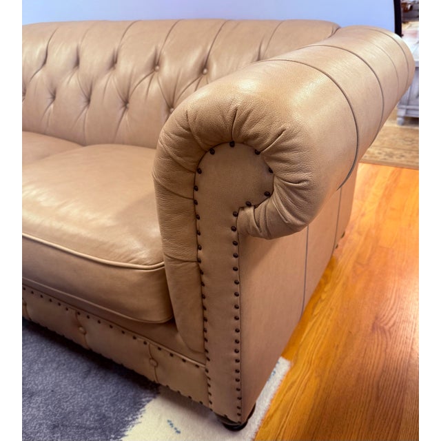 Traditional Bernhardt Tan Leather Tufted Chesterfield Loveseat Sofa For Sale - Image 3 of 8