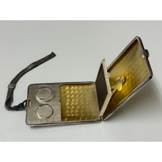 Metal Vintage Elgin Art Deco Period Sterling Silver Ladies Dance Purse Compact Mirror With Coin Slots and Silver Mesh Wrist Strap For Sale - Image 7 of 16