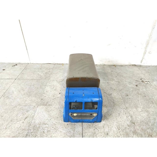 Vintage Tin Toy Car from Tri-Ang, 1950s For Sale - Image 4 of 9