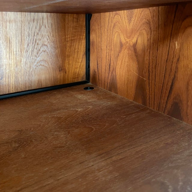 Italian Floor to Ceiling Bookcase in Wood, Black Metal and Brass, 1960s For Sale - Image 13 of 18