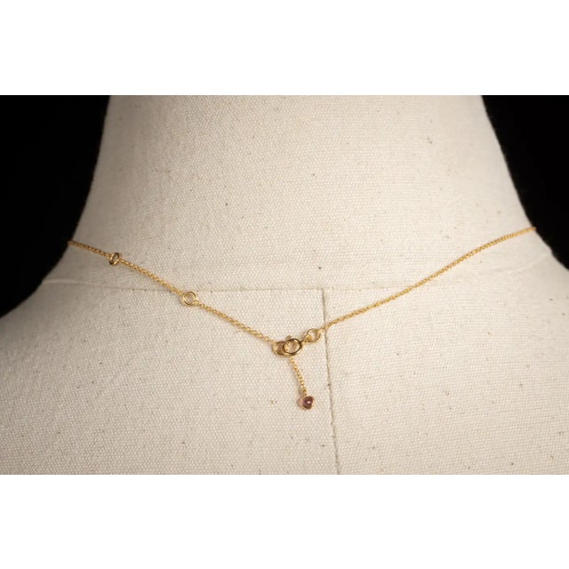 Contemporary 1990s 14K Gold Chain Necklace with Diamonds and Pink Tourmaline Center, Adjustable For Sale - Image 3 of 4