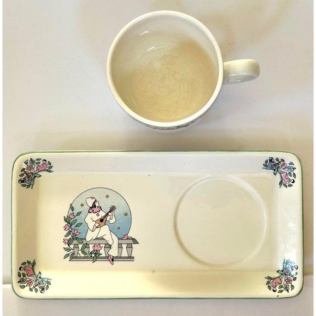 Gien’s Pierrot et Columbine pattern in Marie Pierre Boitard style, this cup and tray set is perfect for your morning...