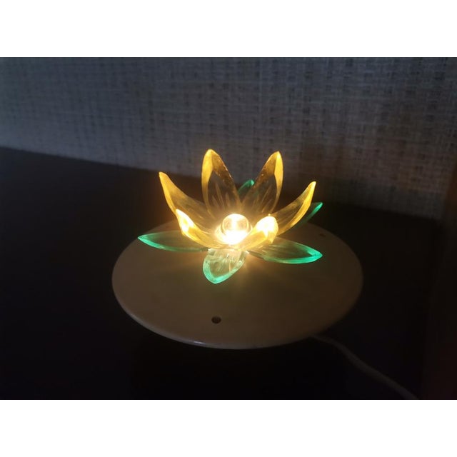Green Acrylic Water Lily Night Light Lamp, Eastern Europe, 1970s For Sale - Image 10 of 18