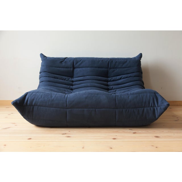 1970s Blue Microfiber Togo Living Room by Michel Ducaroy for Ligne Roset, 1970, Set of 5 For Sale - Image 5 of 17