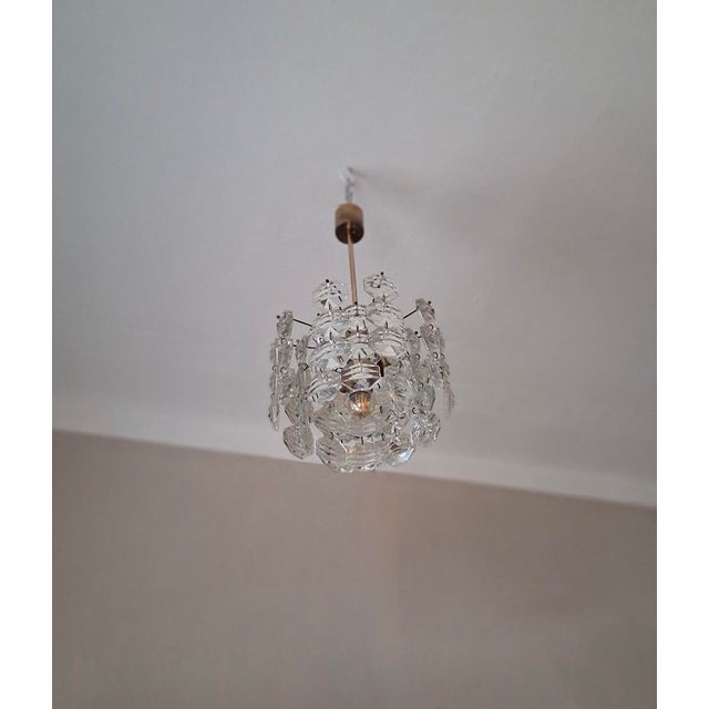 Gold Three-Level Chandelier in Brass and Faceted Glass from Kinkeldey, 1960s For Sale - Image 8 of 12