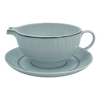Lanzette Sauce Boat with Stand by Tapio Wirkkala for Thomas, 1965 For Sale