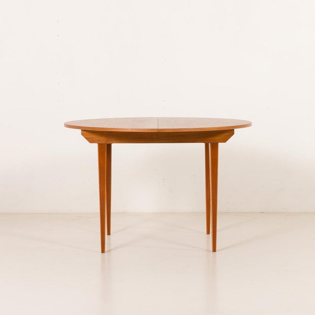 Wood Scandinavian Round Teak Table with Hidden Extension, 1970s For Sale - Image 7 of 18