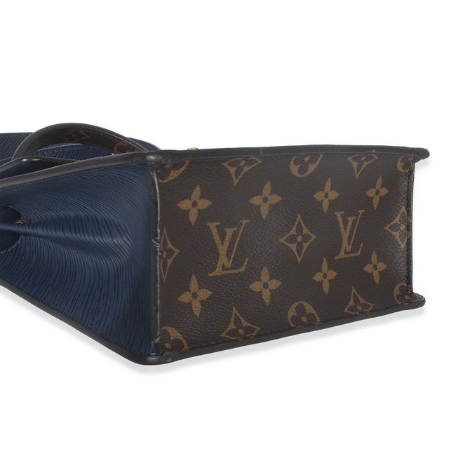 Red Scarlet Monogram Vernis Epi Spring Street For Sale - Image 8 of 9