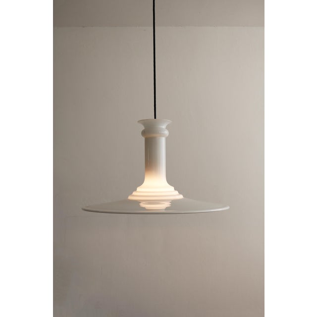 Large Holmegaard Mythos pendant lamp Color: white Design: Michael Bang Diameter: 49cm, Height: 29cm + 200cm cable 1 x E27...