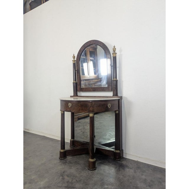 Empire Half-Glazed Dressing Table, in Very Good conditions.