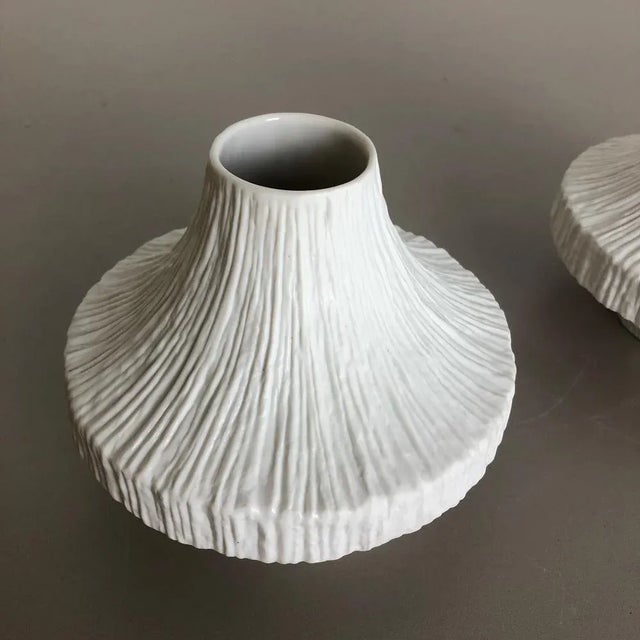 Op Art Porcelain Vases from Heinrich Selb, Germany, 1970s, Set of 2 For Sale - Image 6 of 16