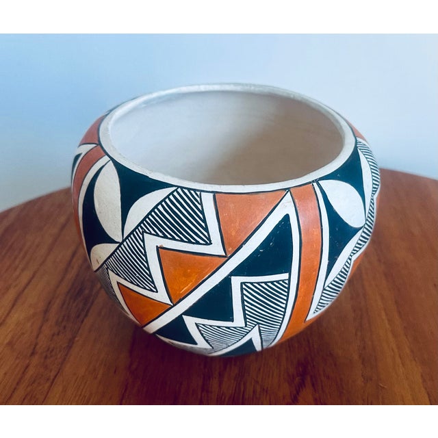 Elizabeth Waconda Acoma Polychrome Vintage Circa 1970s Hand Painted Pottery Vessel This Acoma Polychrome Vintage Circa...