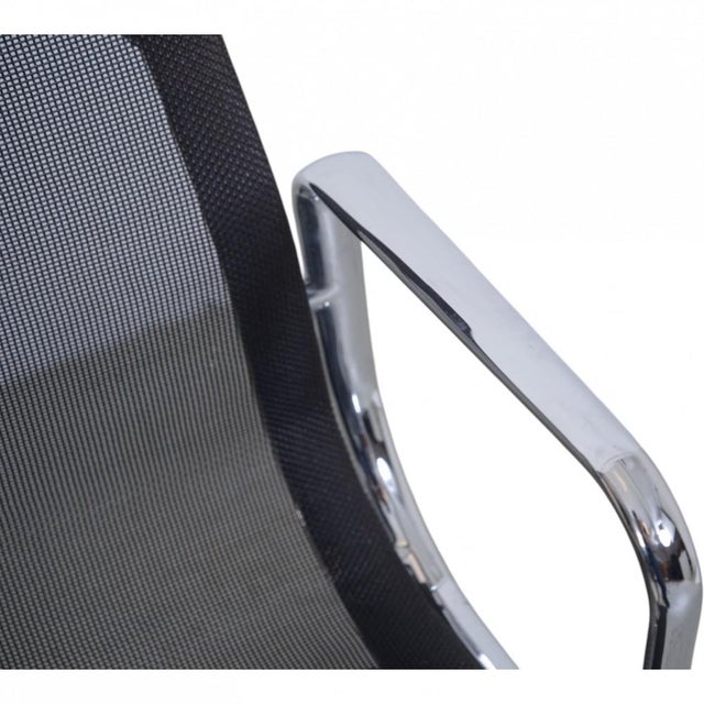 EA-117 Office Chair in Black Mesh by Charles Eames, 2000s For Sale - Image 6 of 17