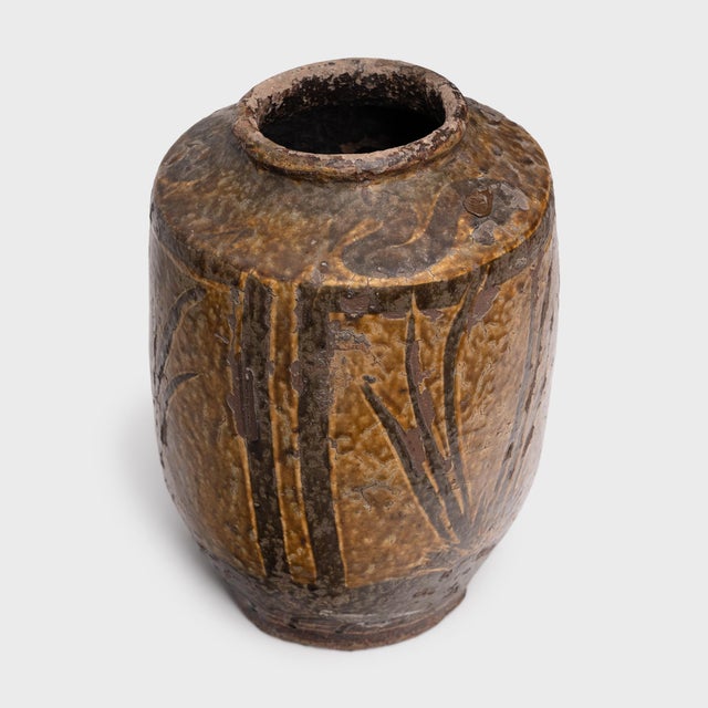 Chinese Chinese Swaying Grass Vinegar Pot, C. 1800 For Sale - Image 3 of 5