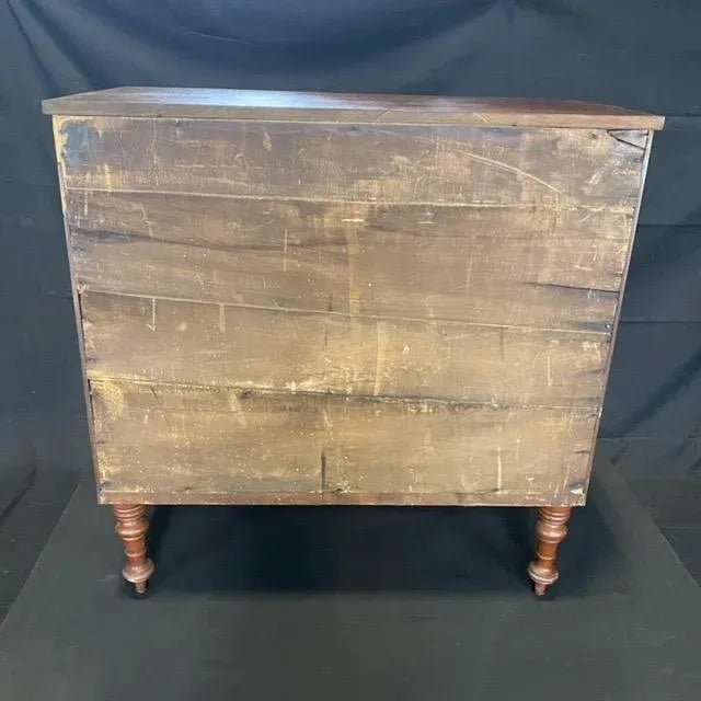 19th Century American Sheraton Mahogany Chest of Drawers For Sale - Image 12 of 13
