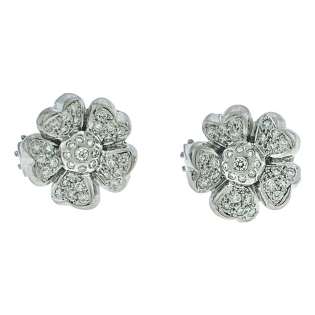 1.8 Carat Diamond Flower/Cluster Stud Earring 18 Karat White Gold For Sale