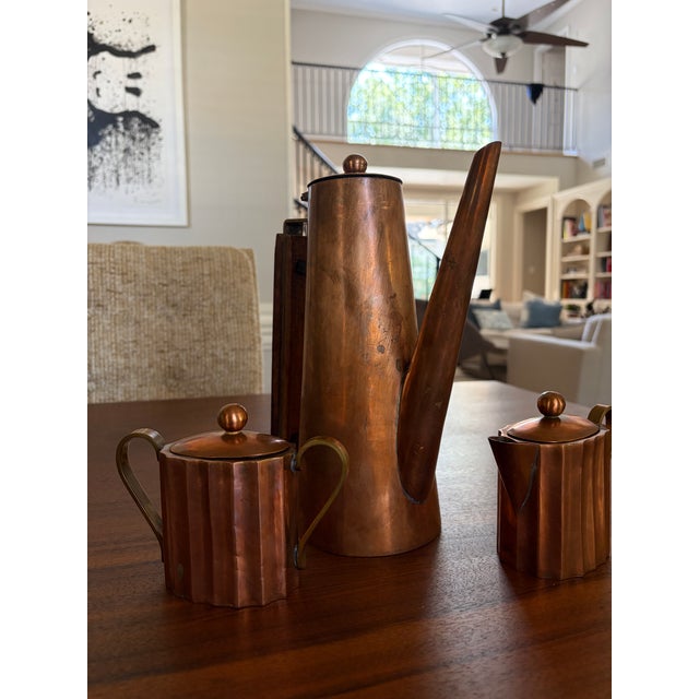 Wood 1960s Handcrafted Mid-Century Modern Copper Coffee Service Artisan Studio Brass & Wood Sculptural Design - Set of 3 For Sale - Image 7 of 18