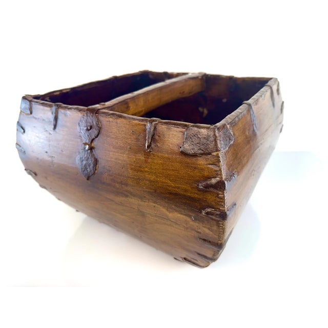 19th Century Antique Chinese Hand-Hewn Wood Rice Measure With Forged Iron Strapwork For Sale In Little Rock - Image 6 of 18