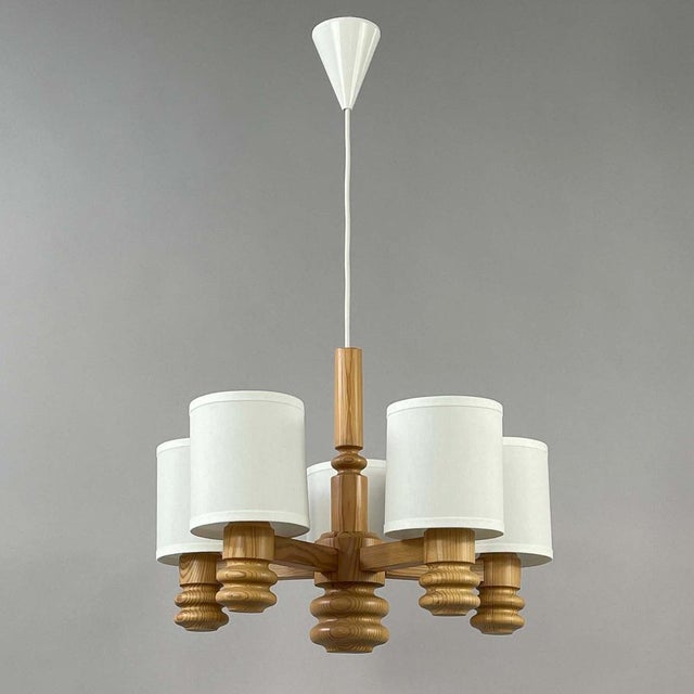 Scandinavian Pine & Fabric 5-Light Chandelier, Sweden, 1970s For Sale - Image 3 of 17