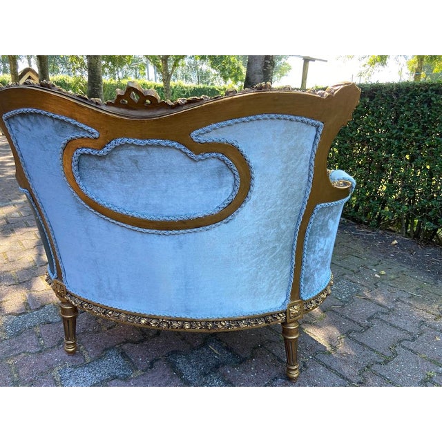 1920s 1920 French Louis XVI Gold Beech Blue Velvet Settee 1pc For Sale - Image 5 of 13