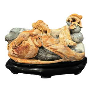 Vintage Reclining Shoushan Stone Carving of Li Bai on Onyx Base – Chinese Scholar Sculpture