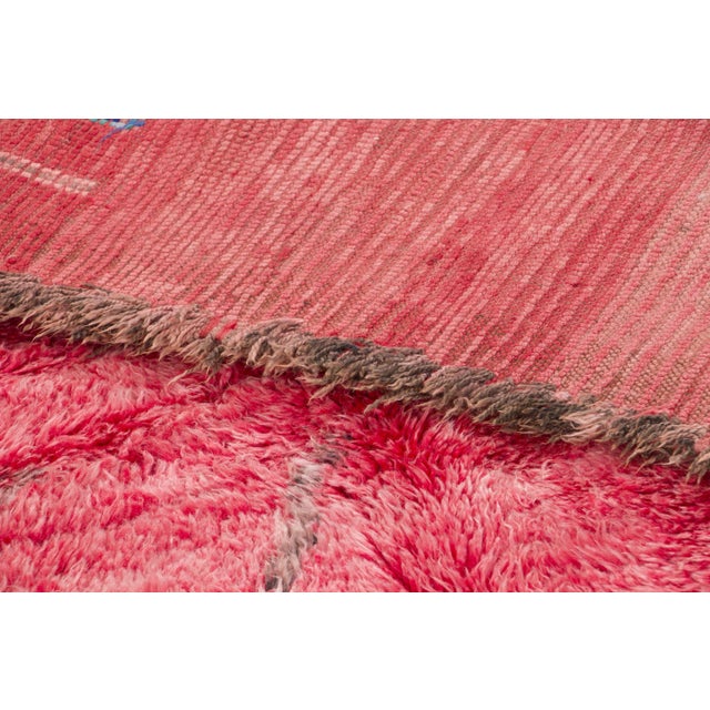 Textile Vintage Moroccan Berber Wool Runner With Tribal Design by Rug & Kilim, 1950-1959 For Sale - Image 7 of 9
