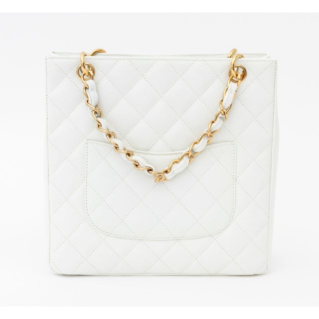 Late 20th Century Chanel White Quilted Caviar Leather Tote Bag For Sale - Image 5 of 11