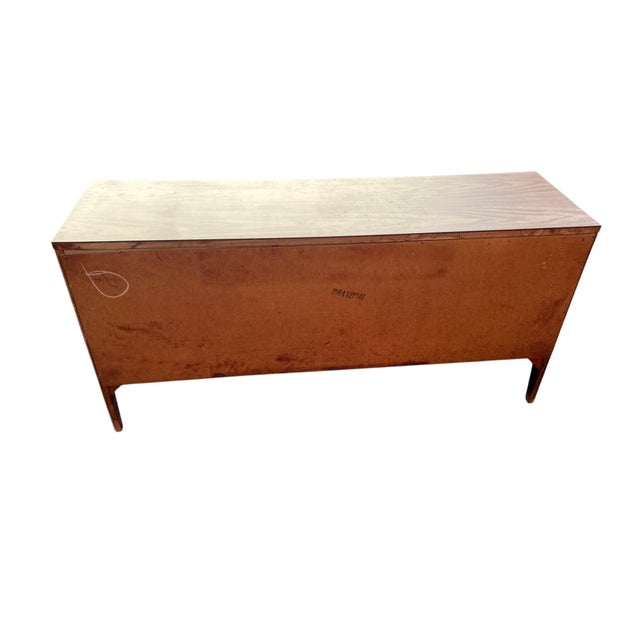 Mid 20th Century Johnson Carper Dresser 9 Drawers, Attributed For Sale - Image 4 of 16