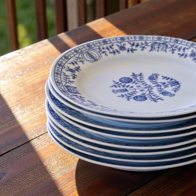 1970s Porcelain Dessert Plates from Kahla, Germany, 1970, Set of 8 For Sale - Image 5 of 8