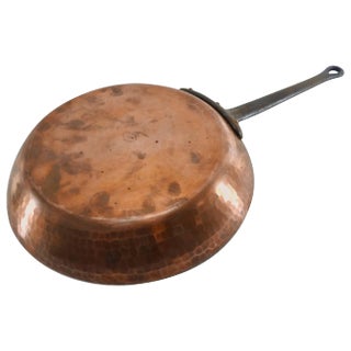 Early 19th Century Hammered Copper Frying Pan From France For Sale