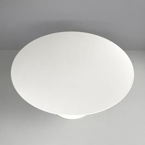 American White Round Tulip Dining Table attributed to Eero Saarinen for Knoll, 2007 For Sale - Image 6 of 18