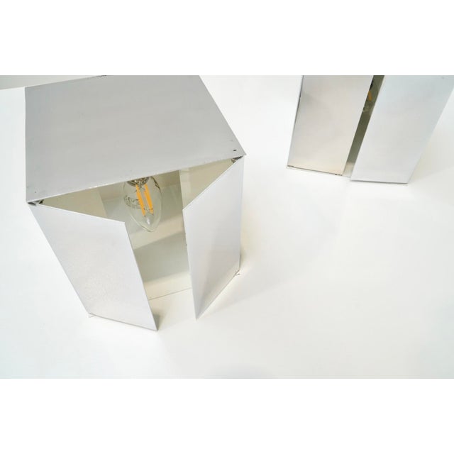 Kinetic Table Lamp Model 3H in Chrome by Paolo Tilche for Sirrah, Italy, 1970s For Sale - Image 12 of 17
