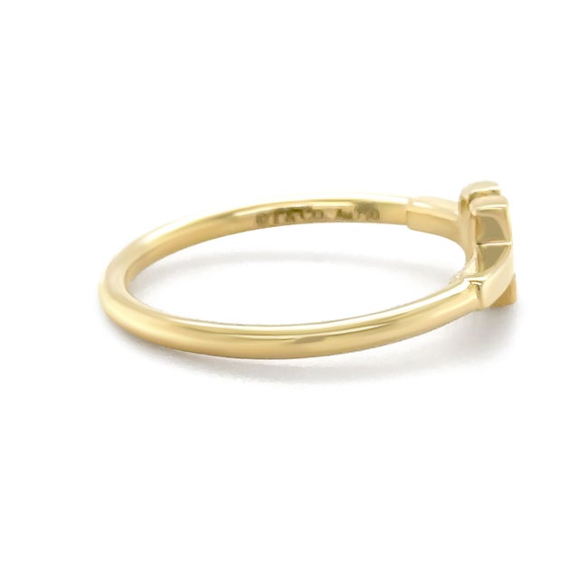 Tiffany and Co. Tiffany & Co. 18ct Yellow Gold T Wire Ring 3.41g, Size 6.25 For Sale - Image 4 of 6