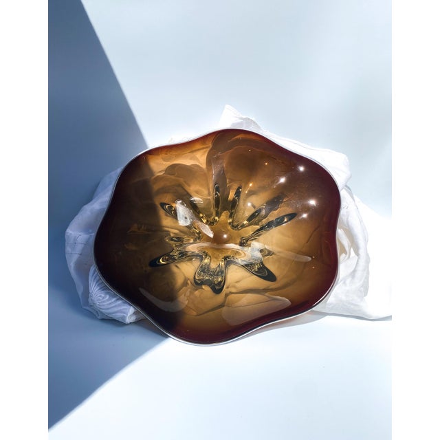 Brown 1960s Murano Style Art Glass Flower Footed Bowl in Brown For Sale - Image 8 of 10