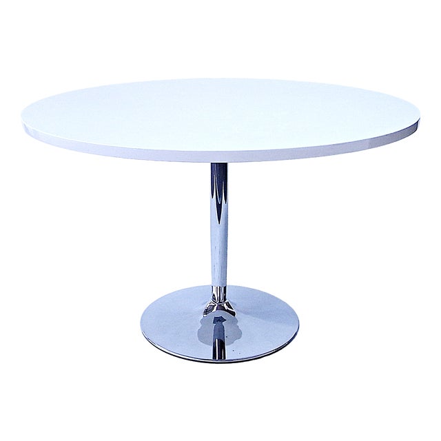 Round Dining Table in White High Gloss Melamine on Chromed Tulip Pedestal, Germany, 2000s For Sale