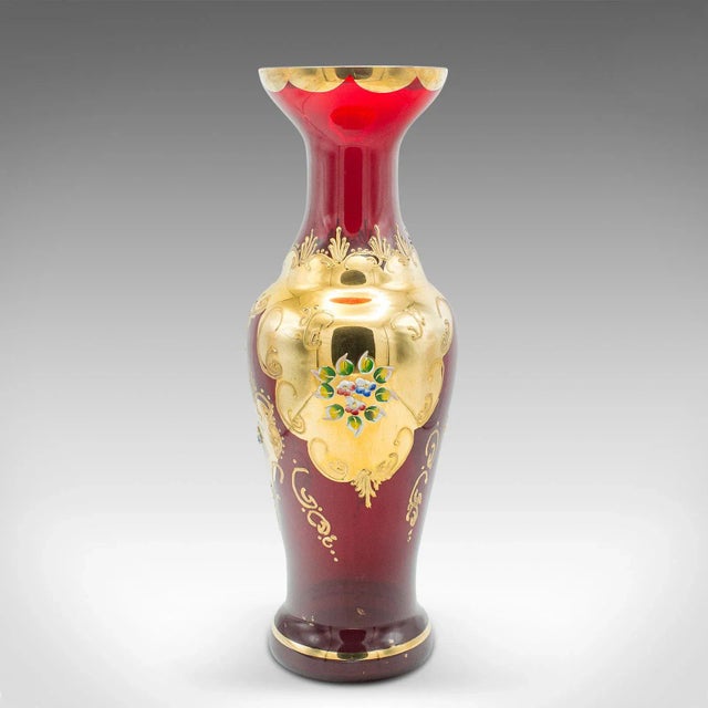 1970s Vintage Venetian Show Vase, Italian Art Glass, Gilt, Decorative Flower Urn For Sale - Image 4 of 11