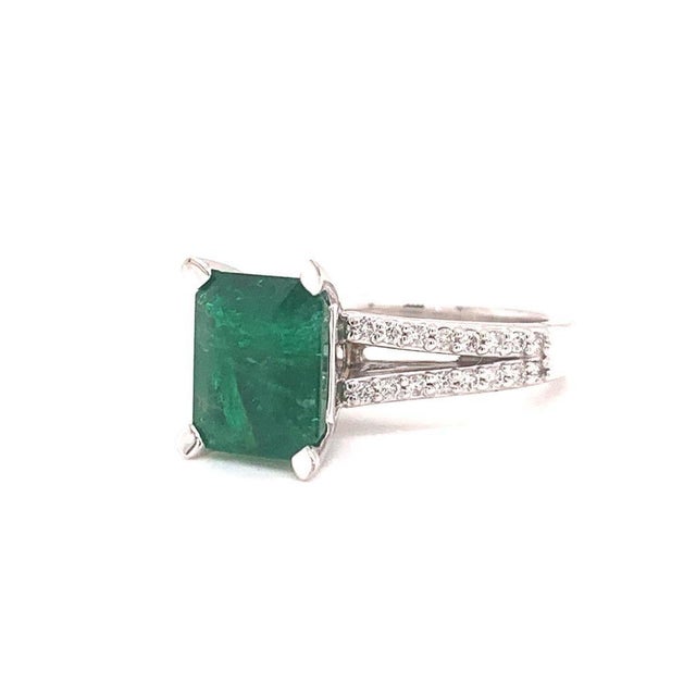 Metal Diamond Emerald Platinum Ring 4.60 TCW Certified, Size 6.5 For Sale - Image 7 of 7