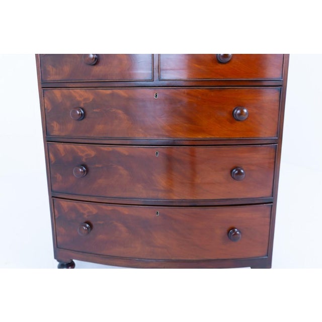 Victorian Mahogany Bow Front Chest of Drawers, 1860s For Sale - Image 4 of 7