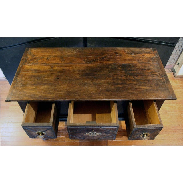 17th Century English Oak Server For Sale - Image 4 of 7
