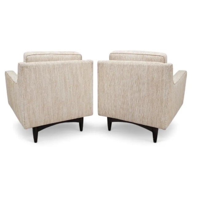 Mid Century Modern Italian Gio Ponte Style Club Chairs Reupholstered in Oatmeal Tweed - Pair For Sale In Chicago - Image 6 of 10