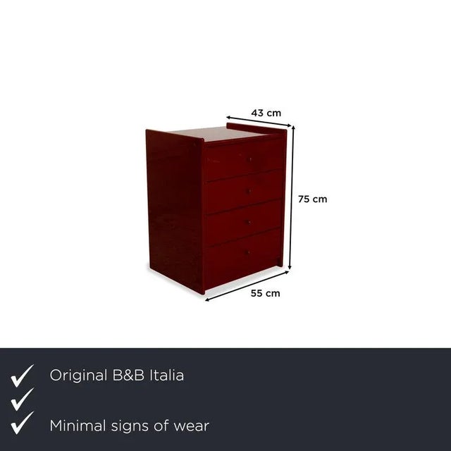 The Mediterranean look of the B&B Italia Olinto sideboard creates a very special atmosphere in the room. The red tone...