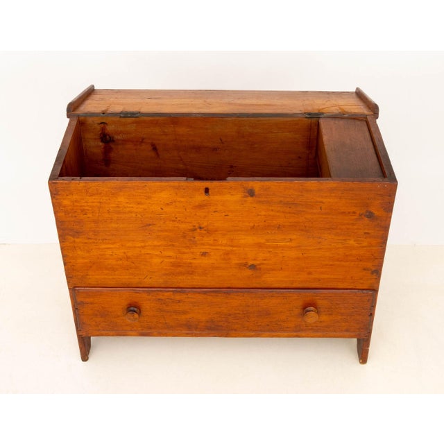 American Pine Mule Chest, Circa 1800 For Sale - Image 4 of 9